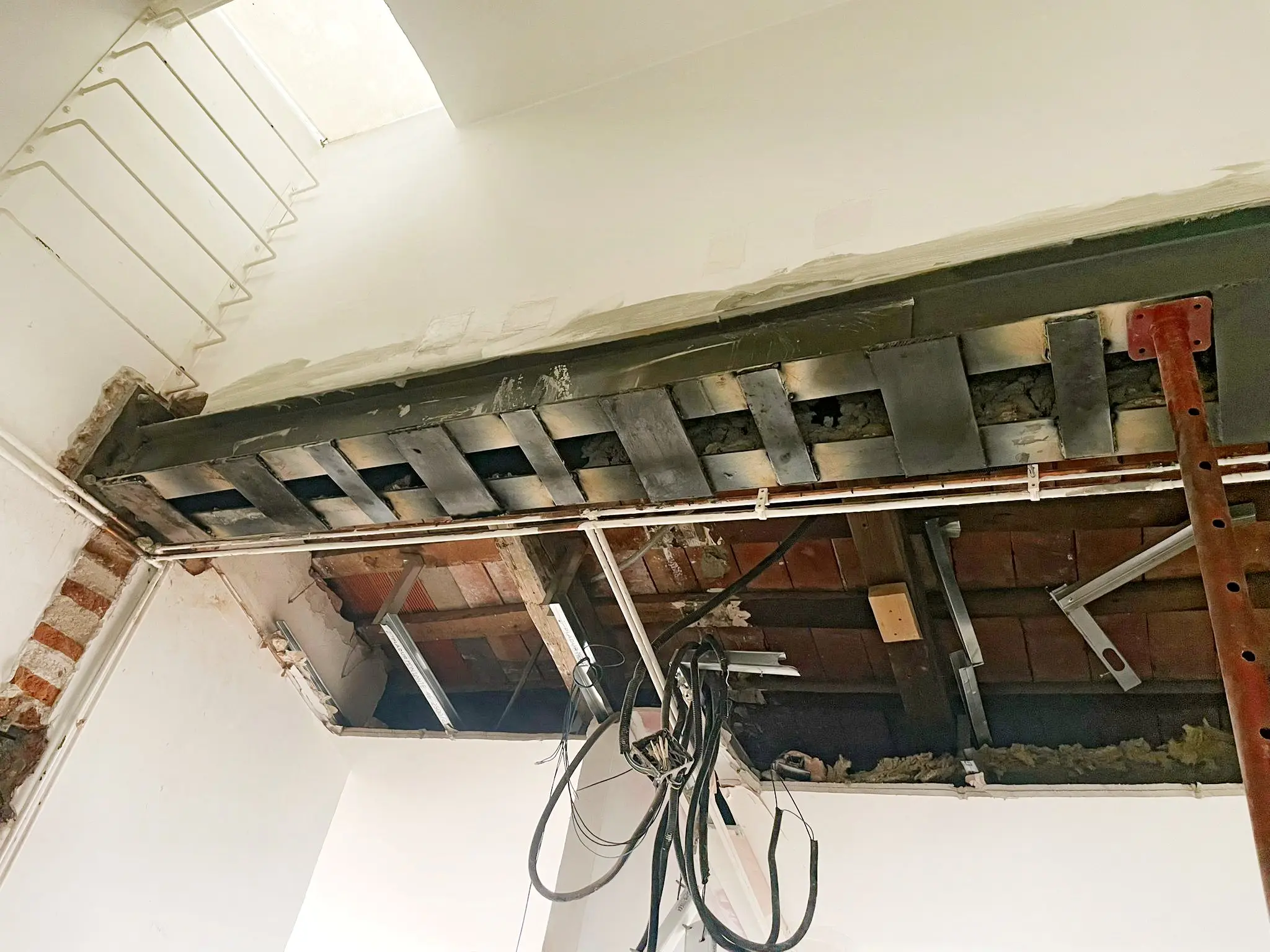 Refuerzo Estructural con Vigas
